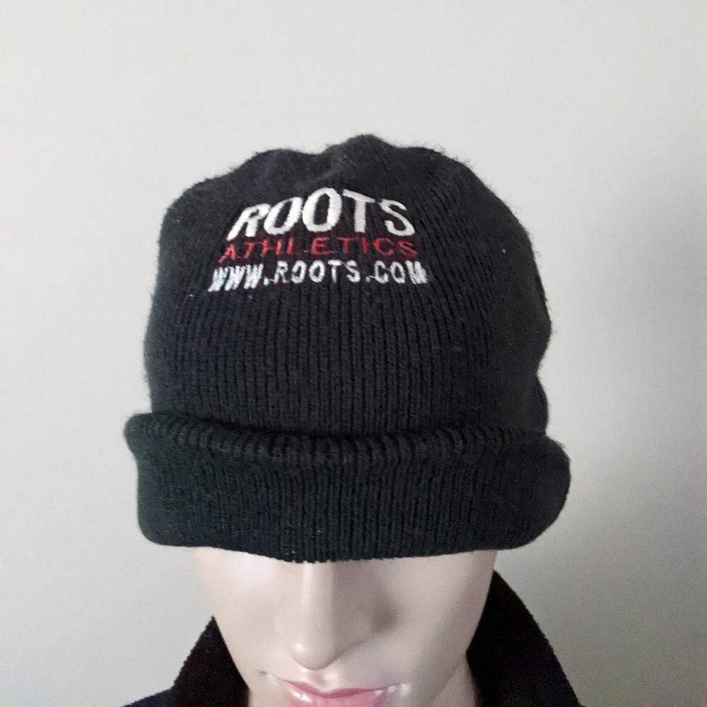 Roots Molson Canadian beanie hat